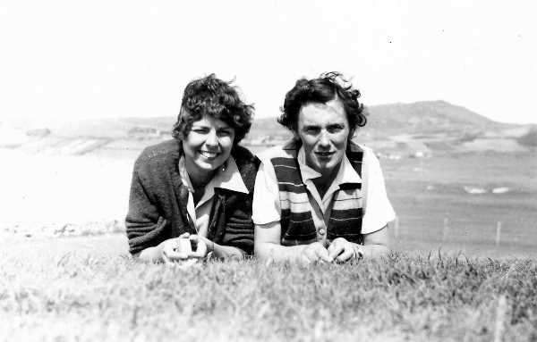 ../Images/Barbara Becky.jpg